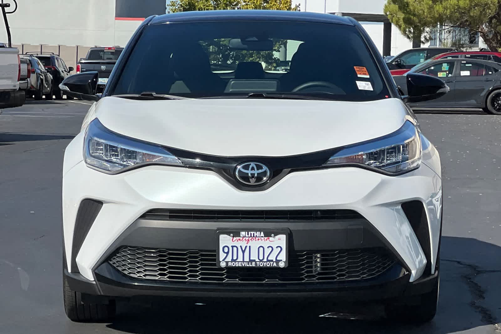 Thumbnail: 2022 Toyota C-HR - 10