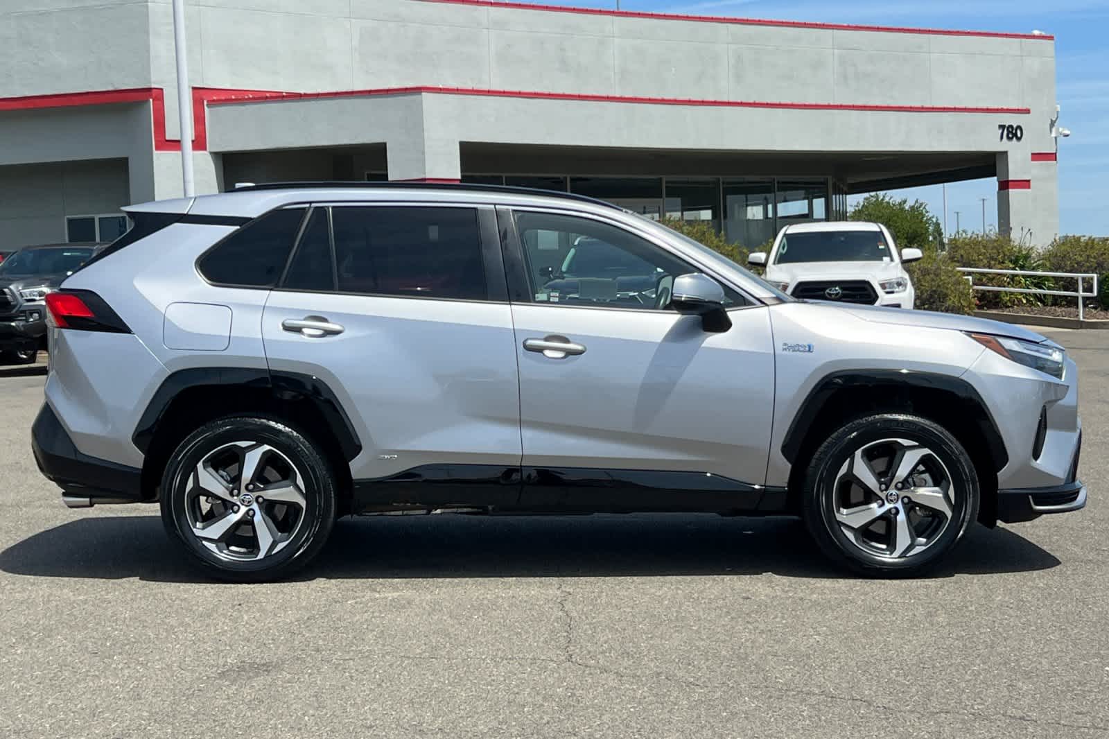 Thumbnail: 2023 Toyota RAV4 - 6