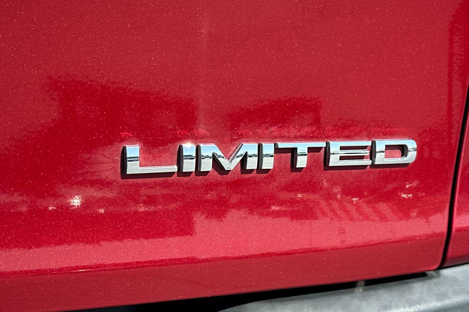 Thumbnail: 2014 Jeep Cherokee - 31