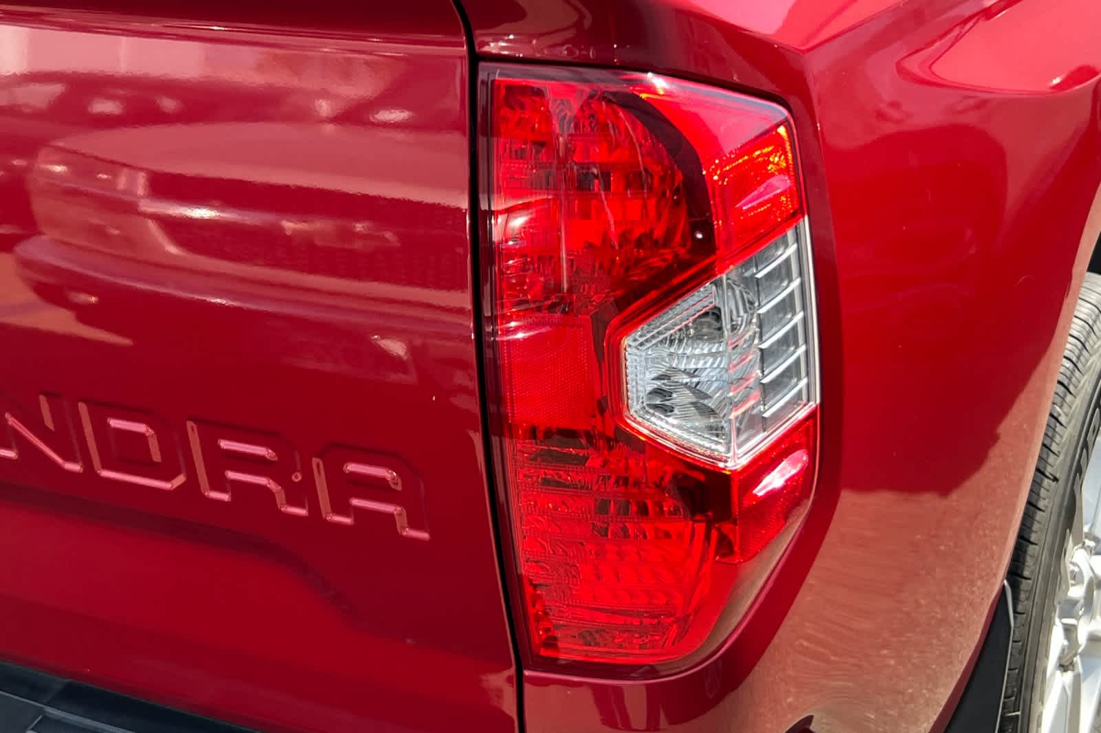 Thumbnail: 2019 Toyota Tundra - 17