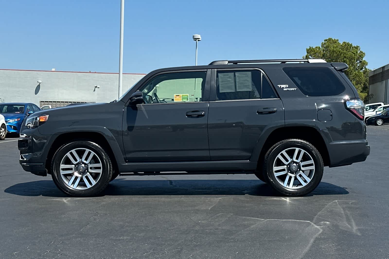 Thumbnail: 2024 Toyota 4Runner - 9