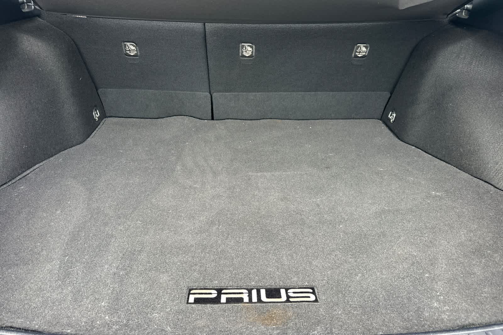 Thumbnail: 2016 Toyota Prius - 16