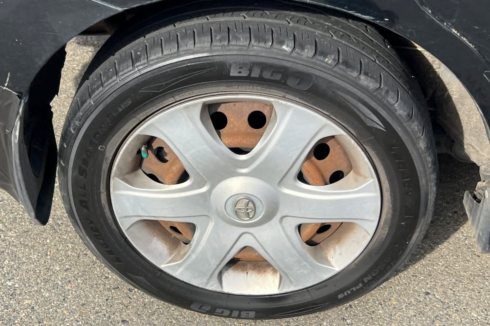 Thumbnail: 2009 Toyota Matrix - 14