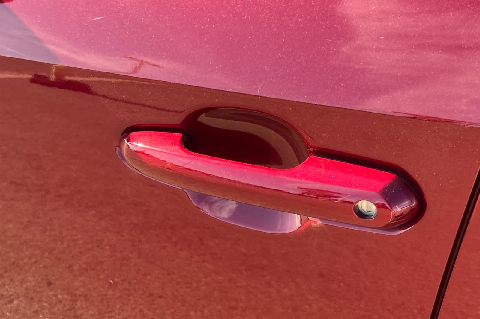 Thumbnail: 2022 Toyota RAV4 - 7