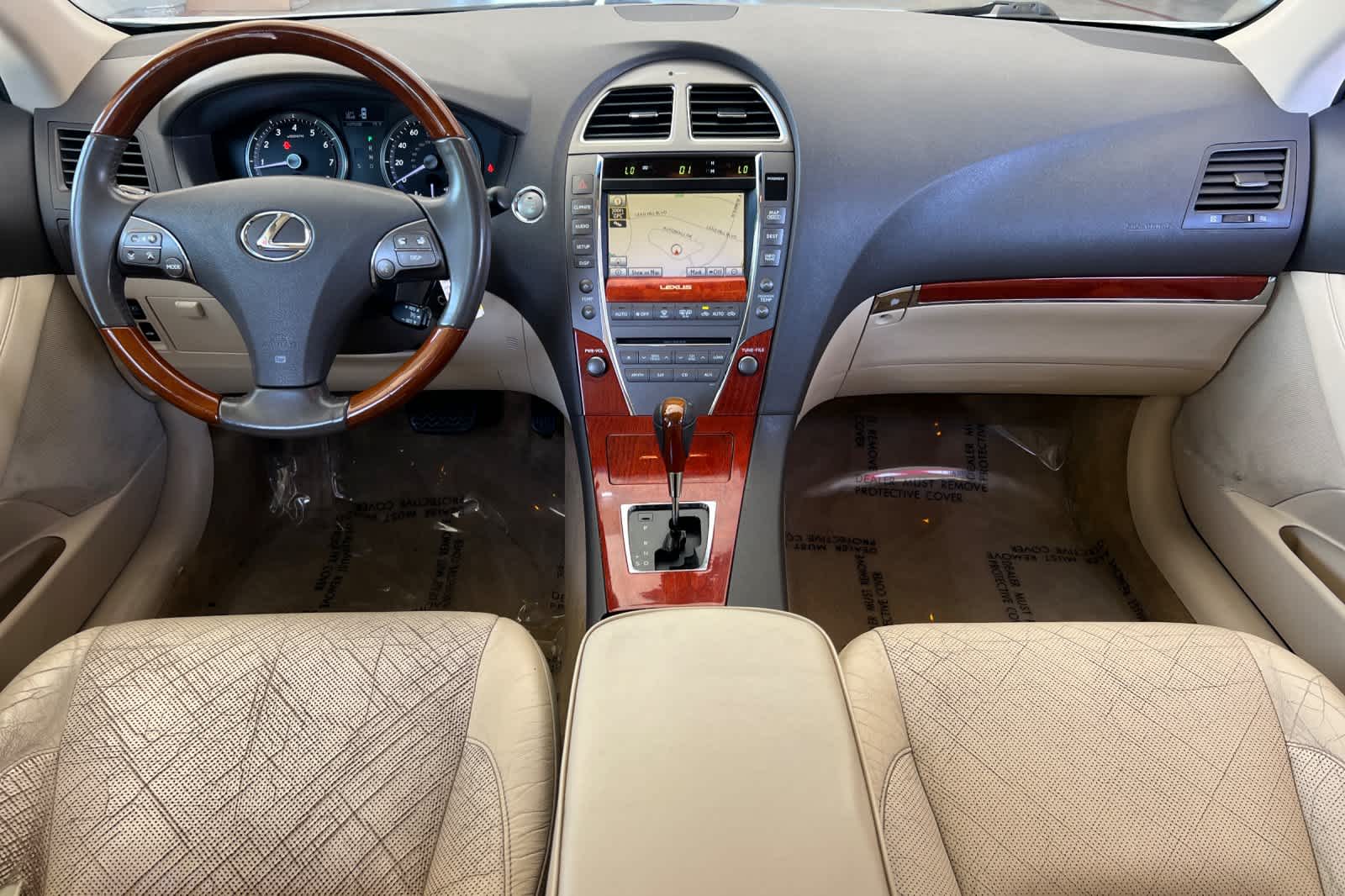 Thumbnail: 2011 Lexus ES - 2