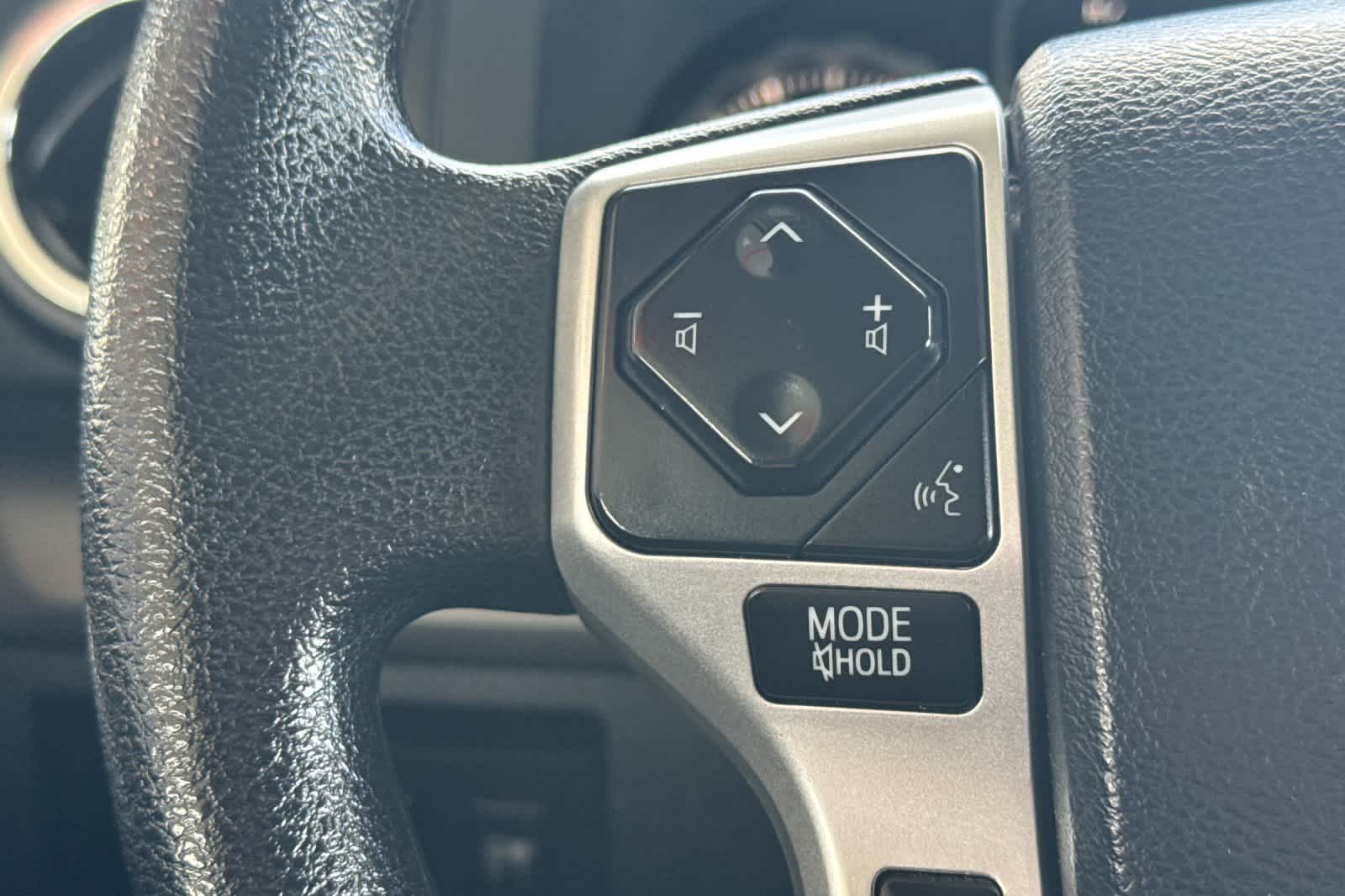 Thumbnail: 2019 Toyota Tundra - 24