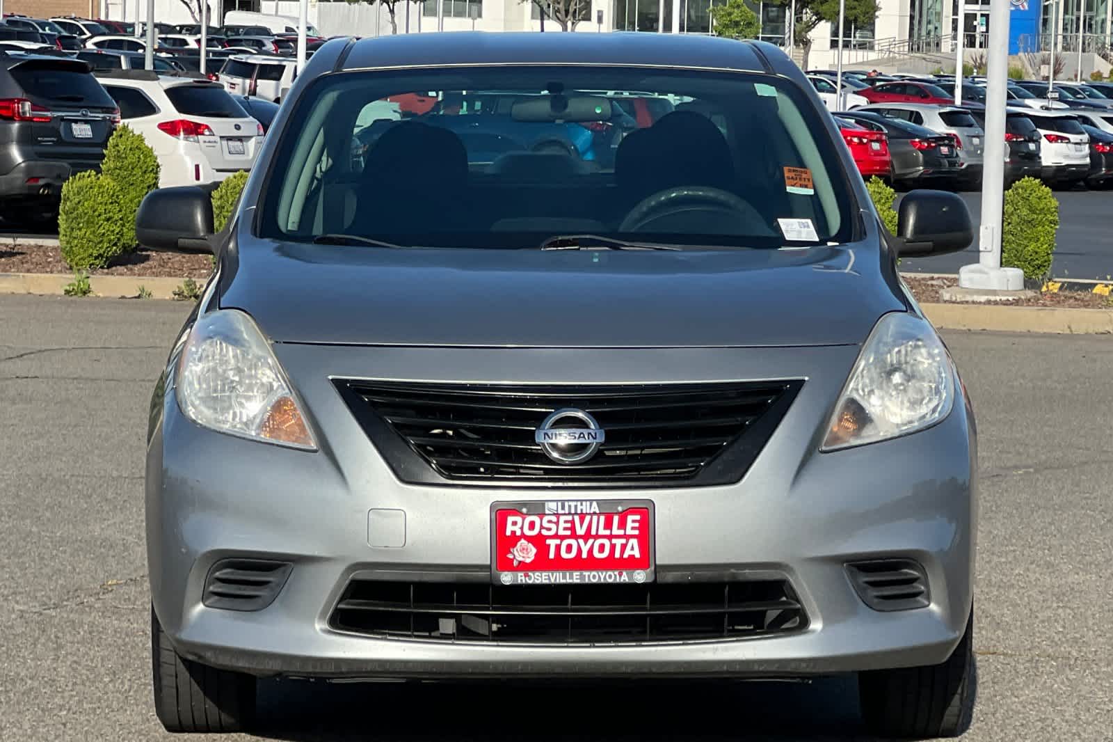 Thumbnail: 2014 Nissan Versa - 10