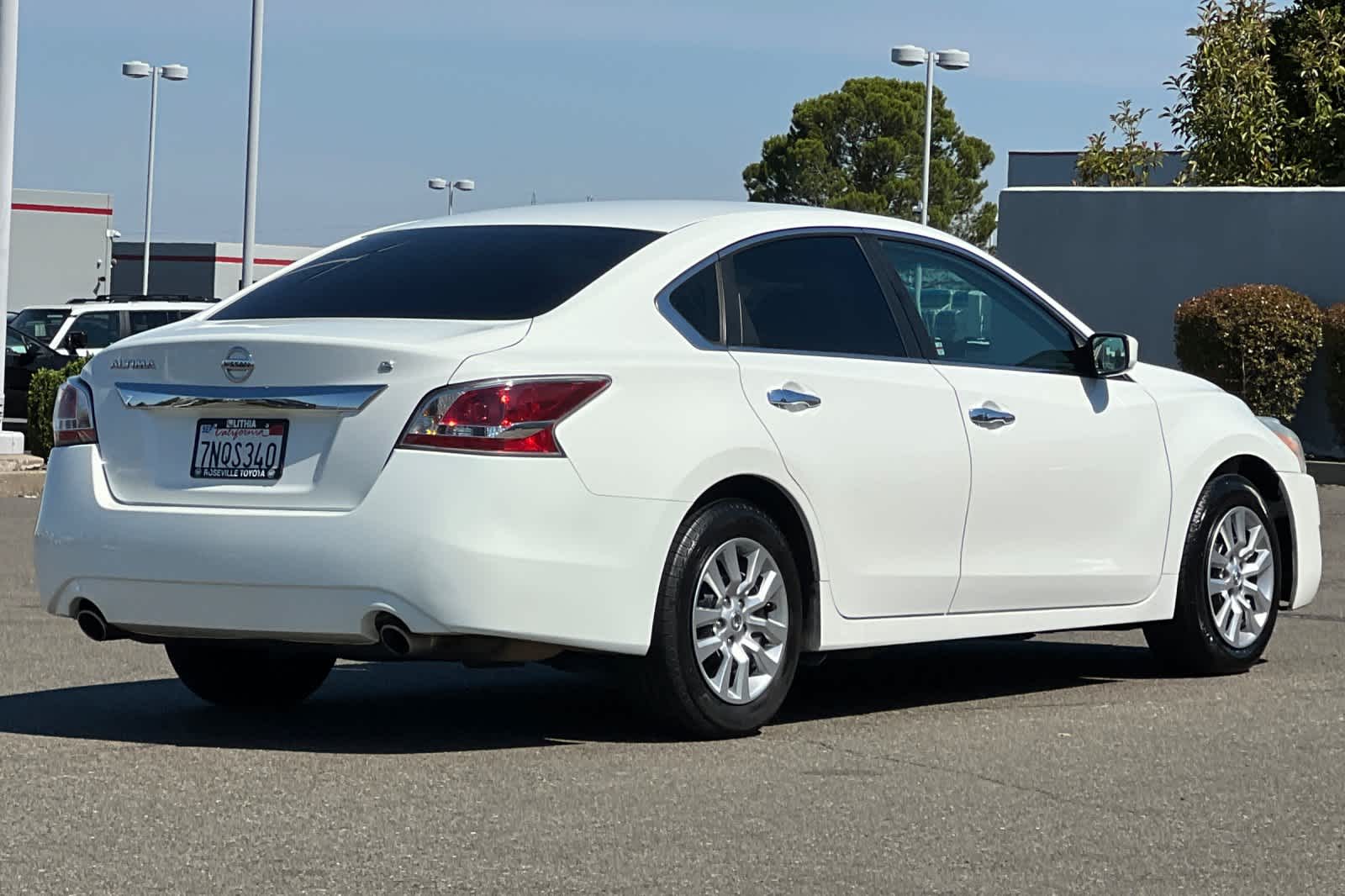 Thumbnail: 2015 Nissan Altima - 2
