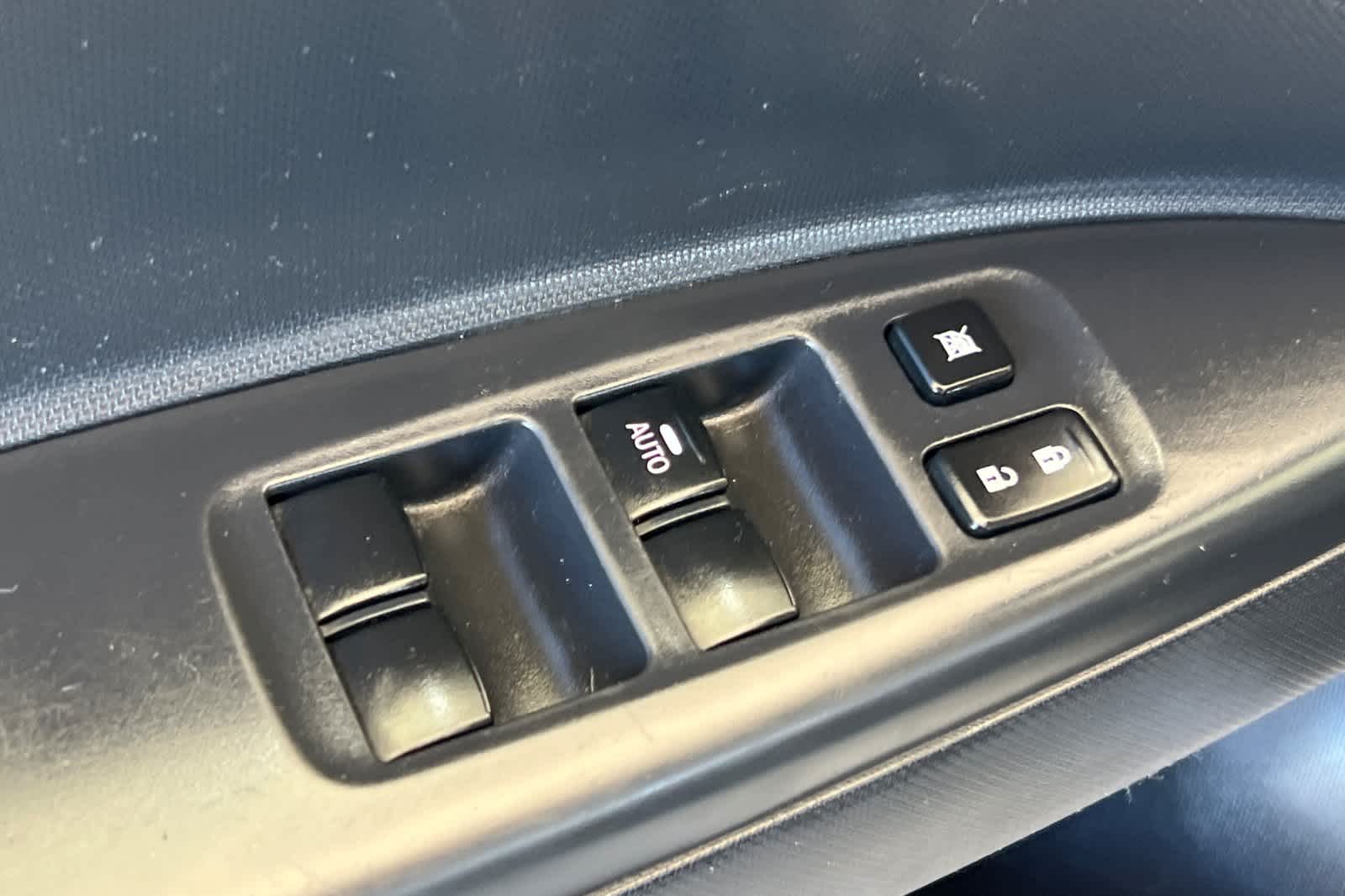 Thumbnail: 2021 Mitsubishi Mirage - 13