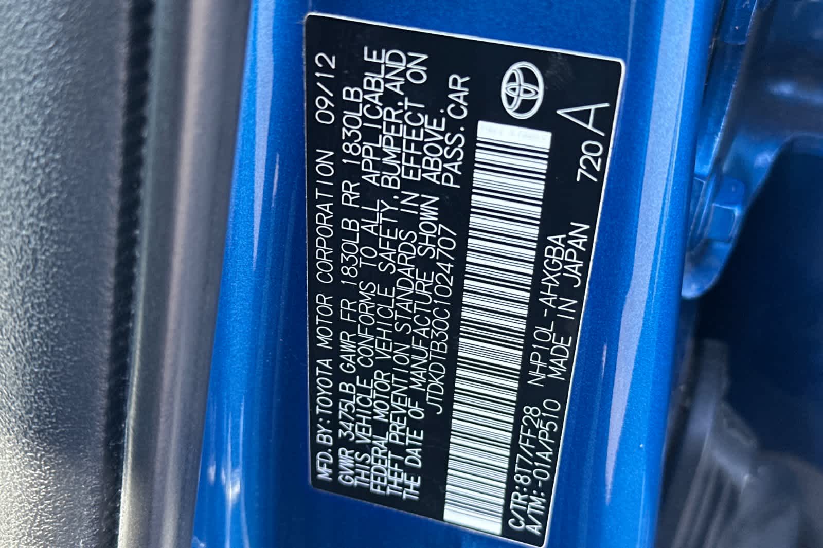 Thumbnail: 2012 Toyota Prius c - 32