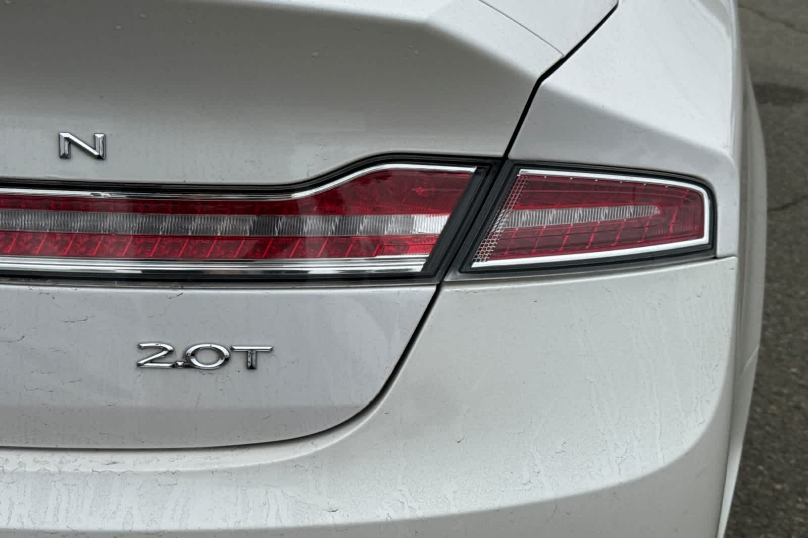 Thumbnail: 2017 Lincoln MKZ - 17