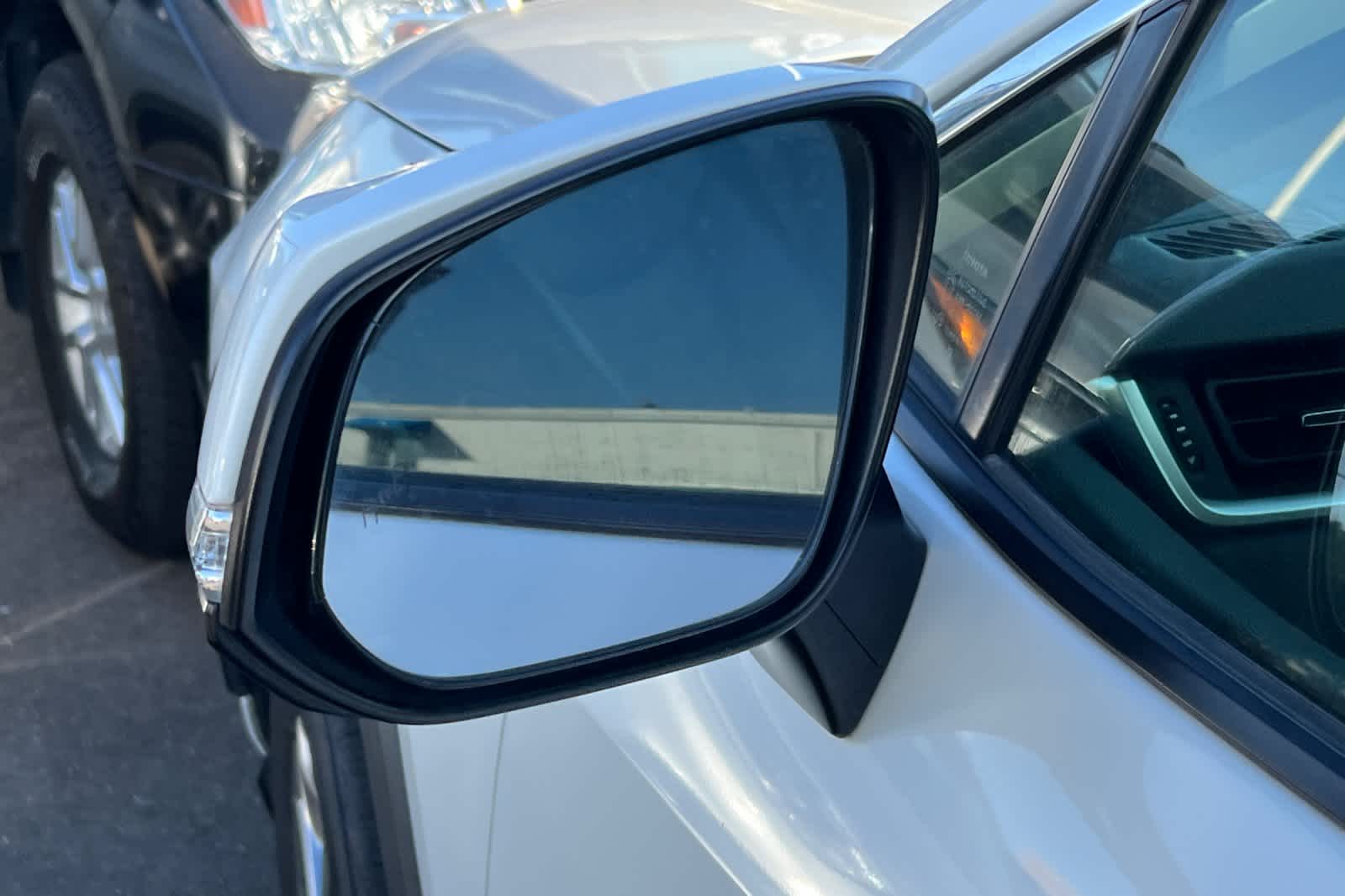 2019 Toyota RAV4 Limited 19