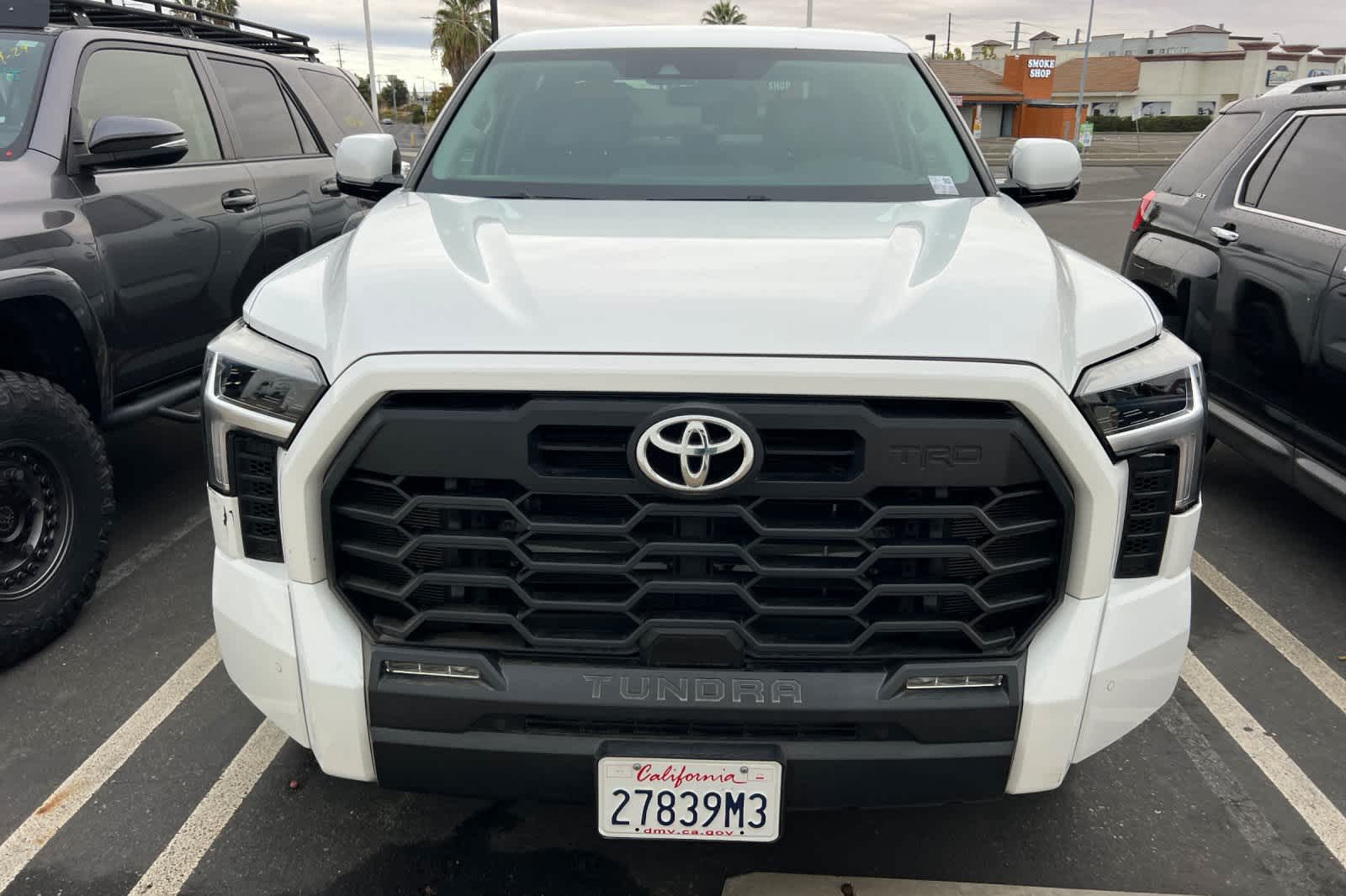 Thumbnail: 2022 Toyota Tundra - 6