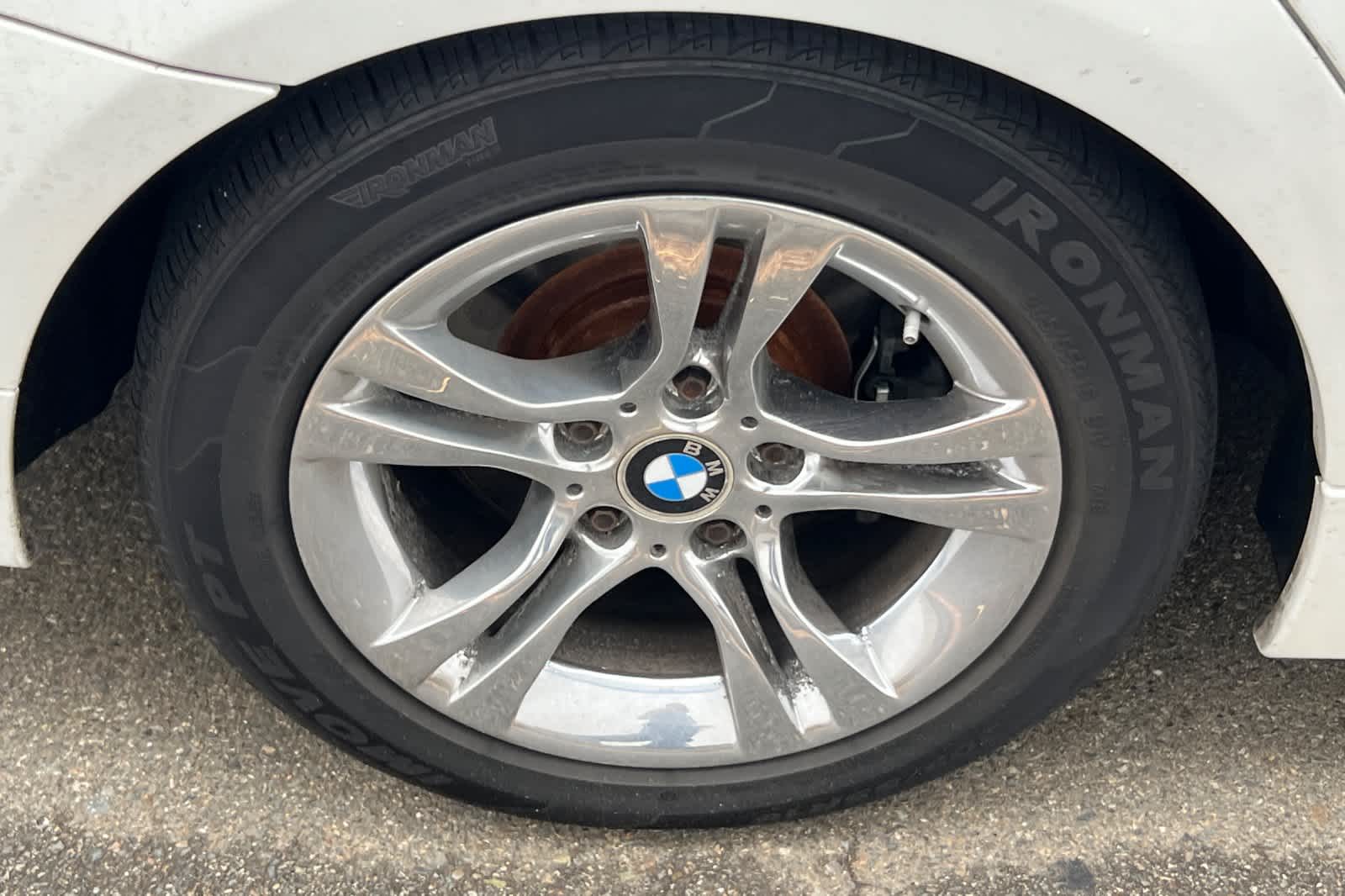 Thumbnail: 2008 BMW 3 Series - 13
