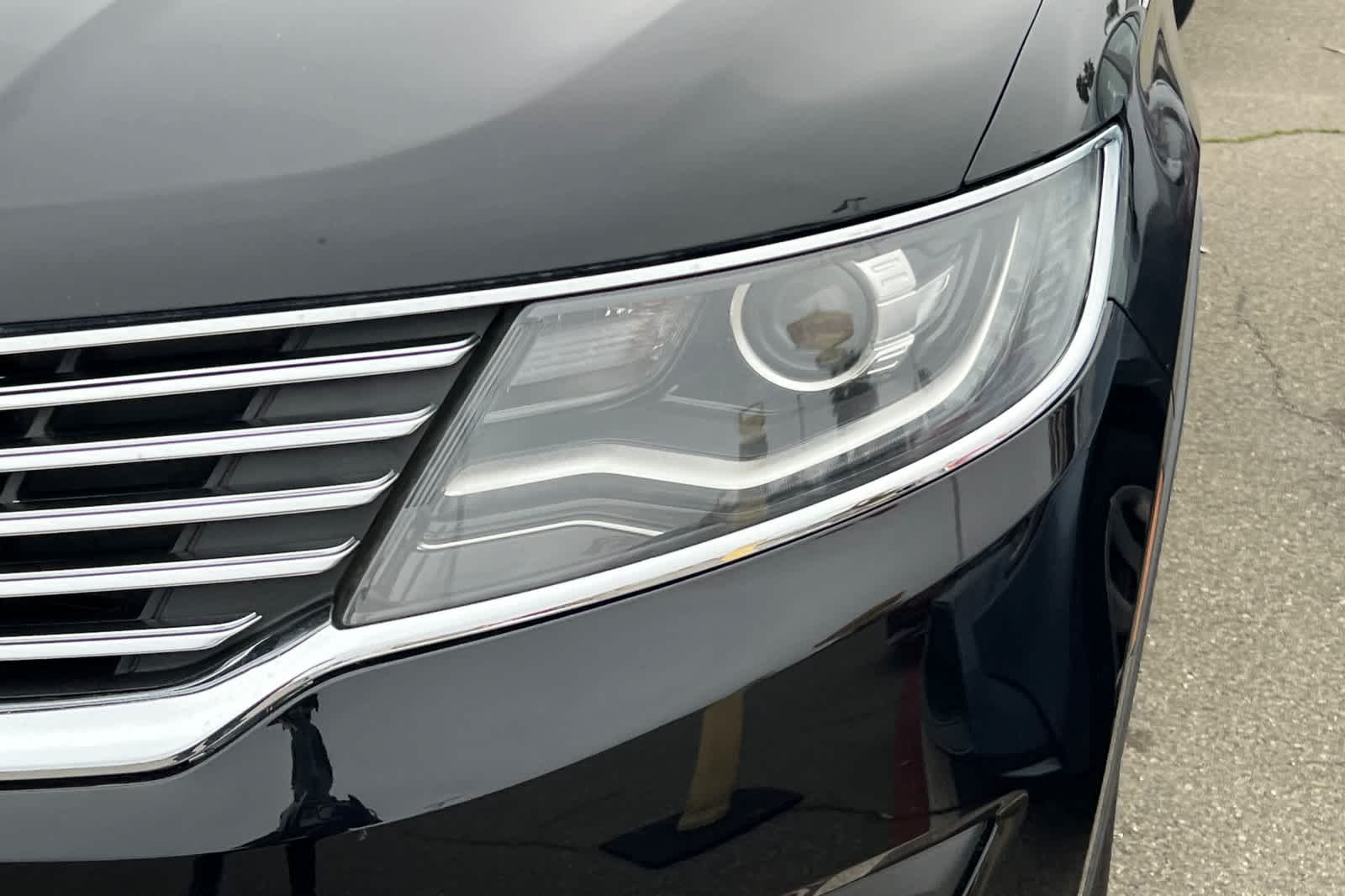 Thumbnail: 2018 Lincoln MKX - 11