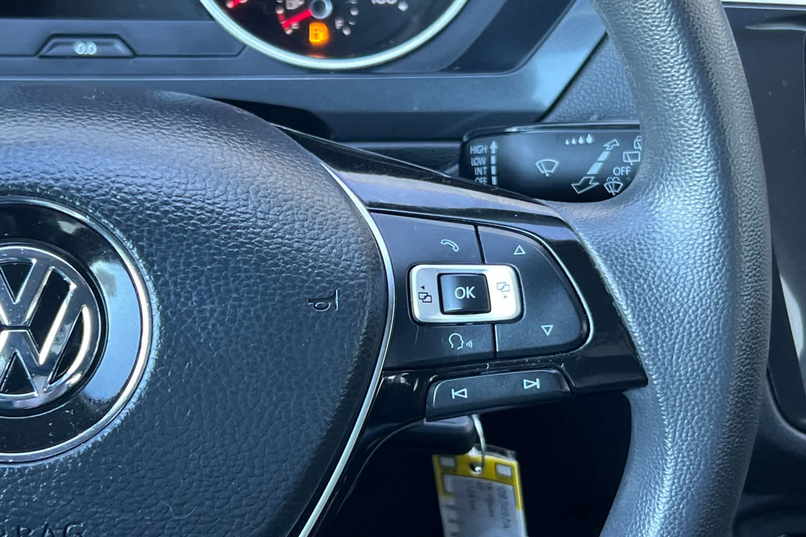 Thumbnail: 2018 Volkswagen Tiguan - 26