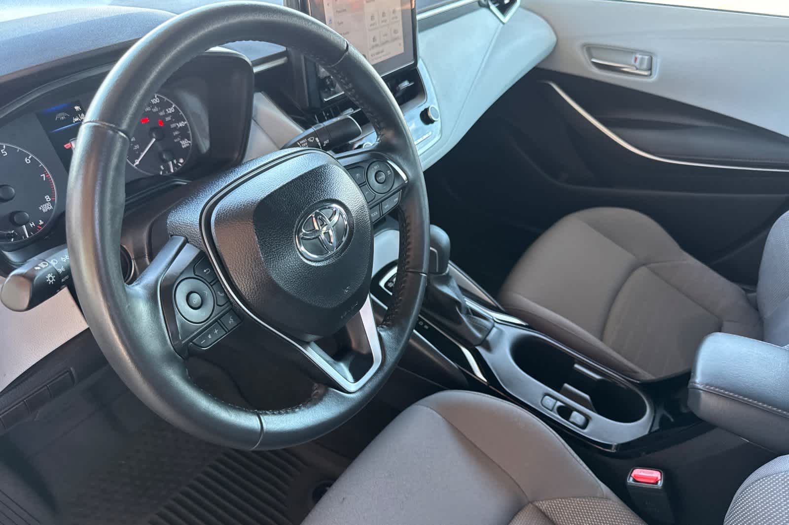 Thumbnail: 2025 Toyota Corolla - 11
