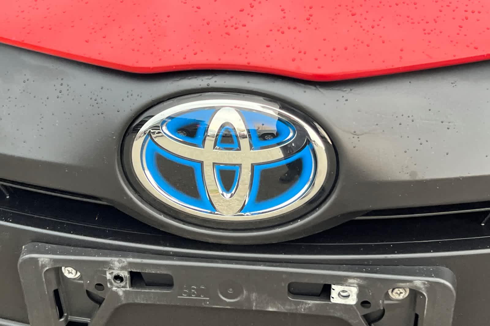 Thumbnail: 2020 Toyota Prius Prime - 9