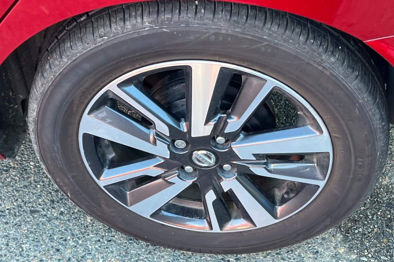 Thumbnail: 2020 Nissan Versa - 18