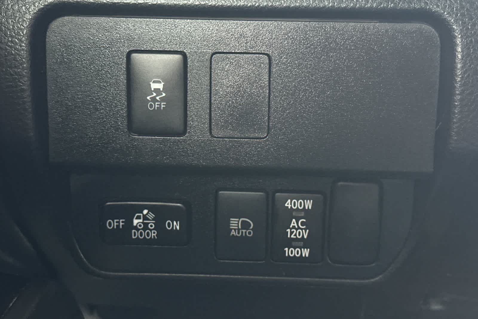 Thumbnail: 2023 Toyota Tacoma - 29