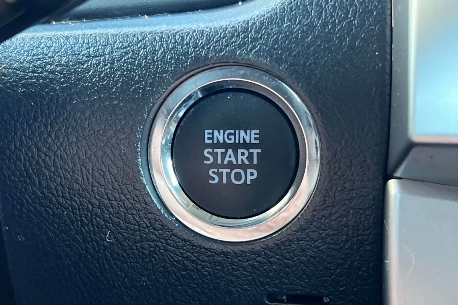 Thumbnail: 2022 Toyota 4Runner - 24