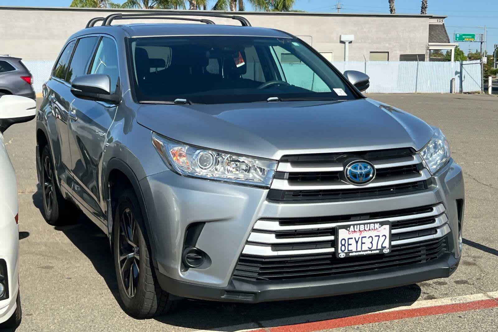Thumbnail: 2018 Toyota Highlander - 3