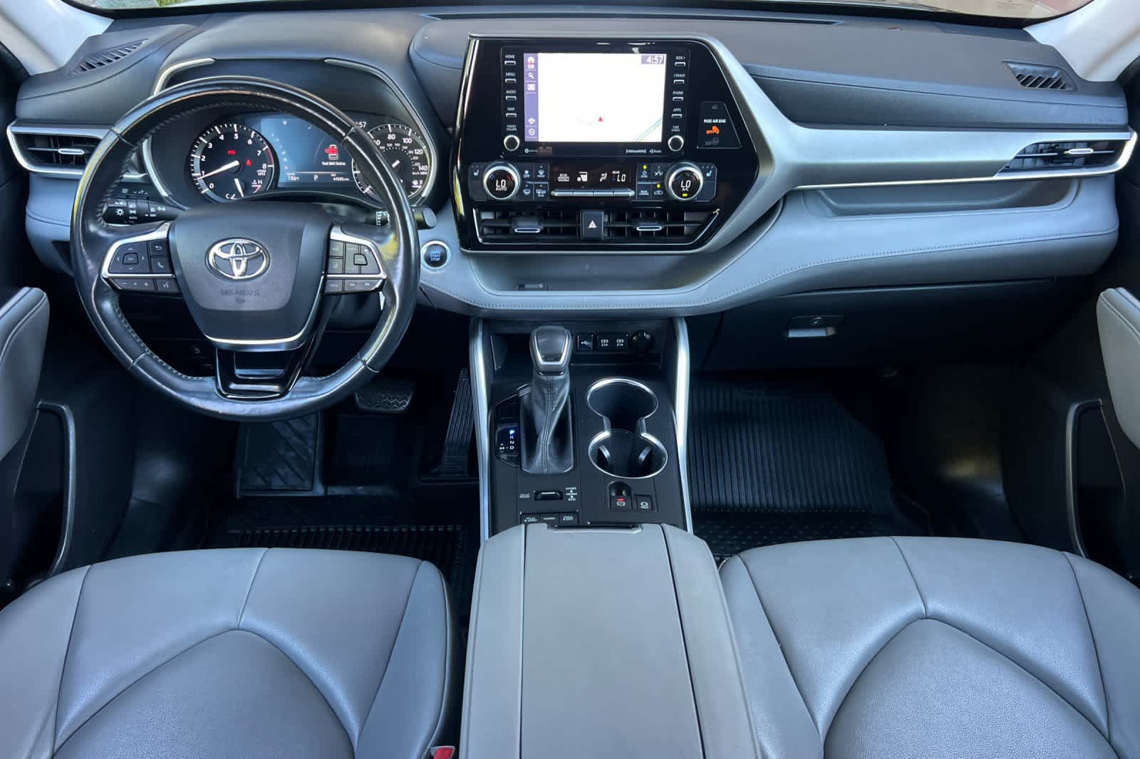 Thumbnail: 2021 Toyota Highlander - 2