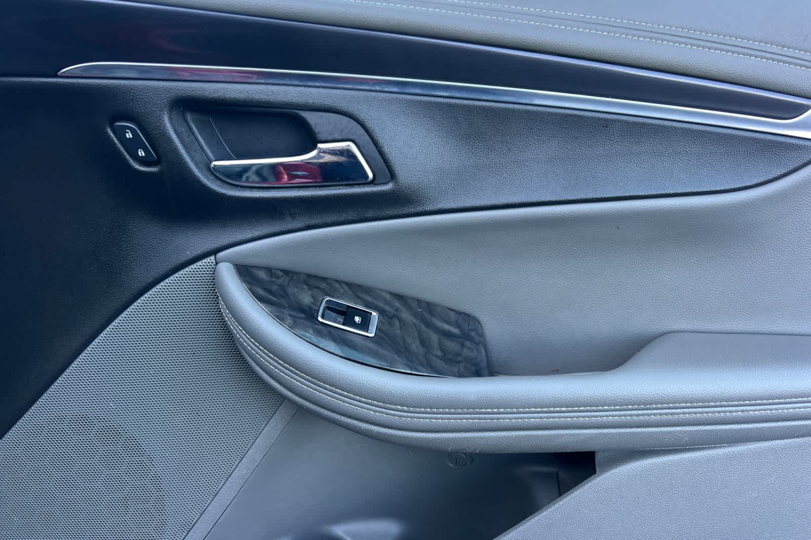 Thumbnail: 2014 Chevrolet Impala - 18