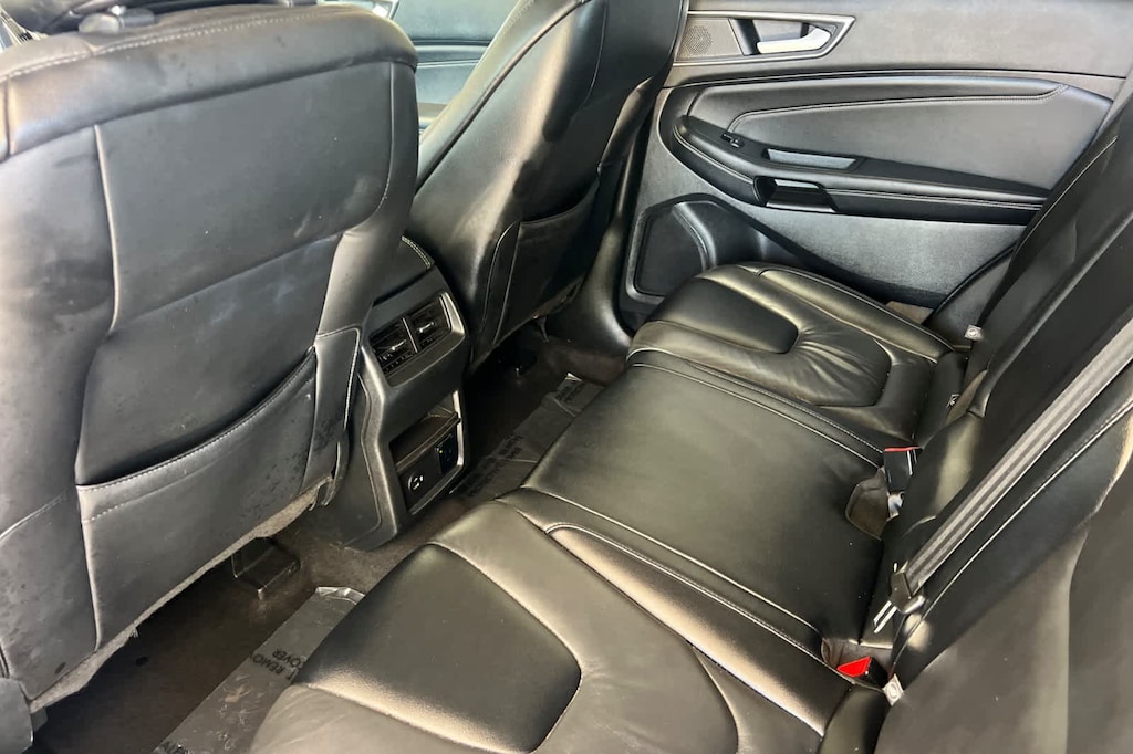 Used 2022 Ford Edge Titanium SUV