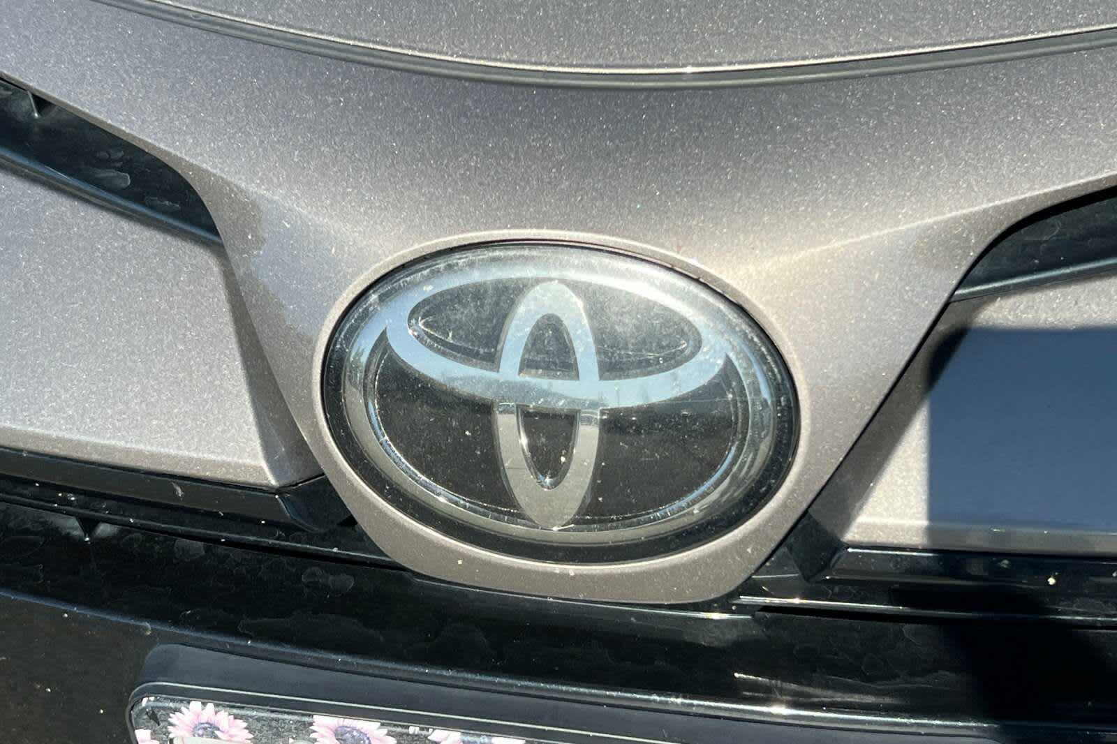 2018 Toyota Corolla L 10