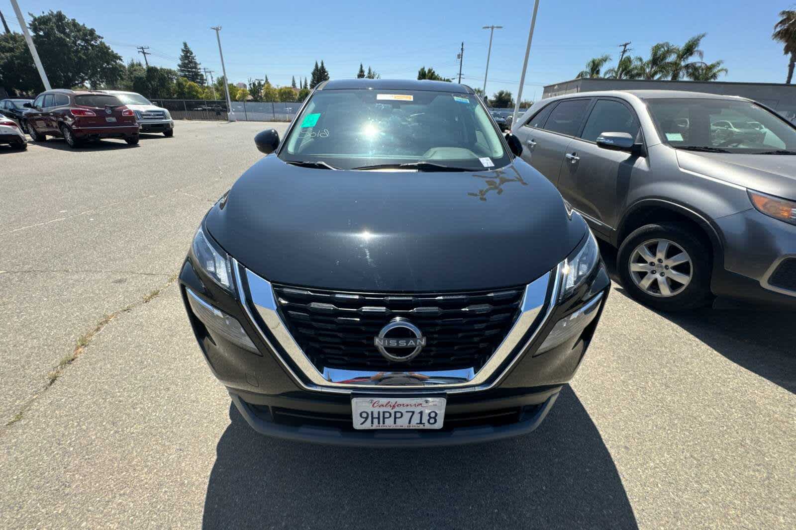 2022 Nissan Rogue SV 6