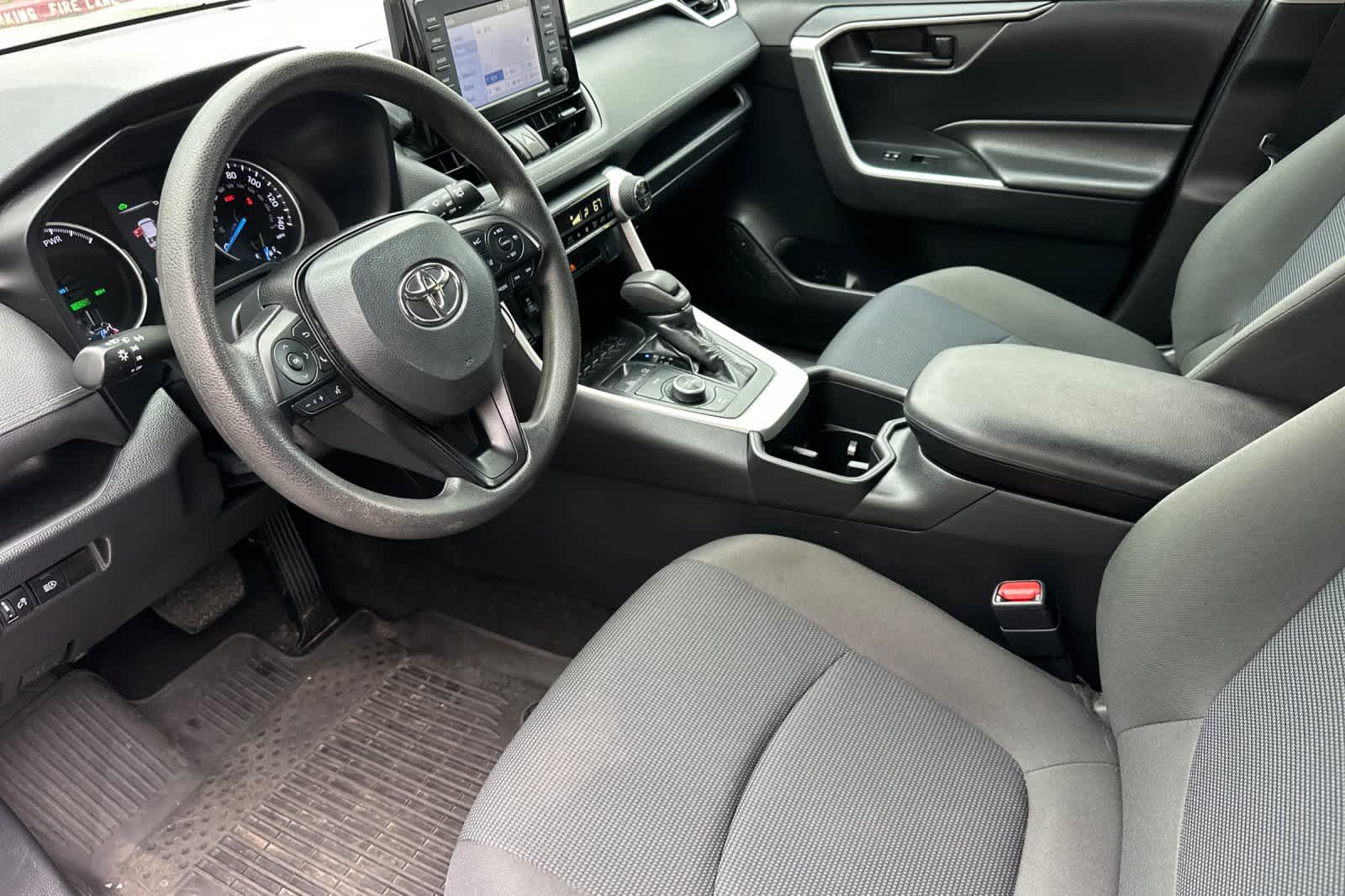 Thumbnail: 2022 Toyota RAV4 - 11