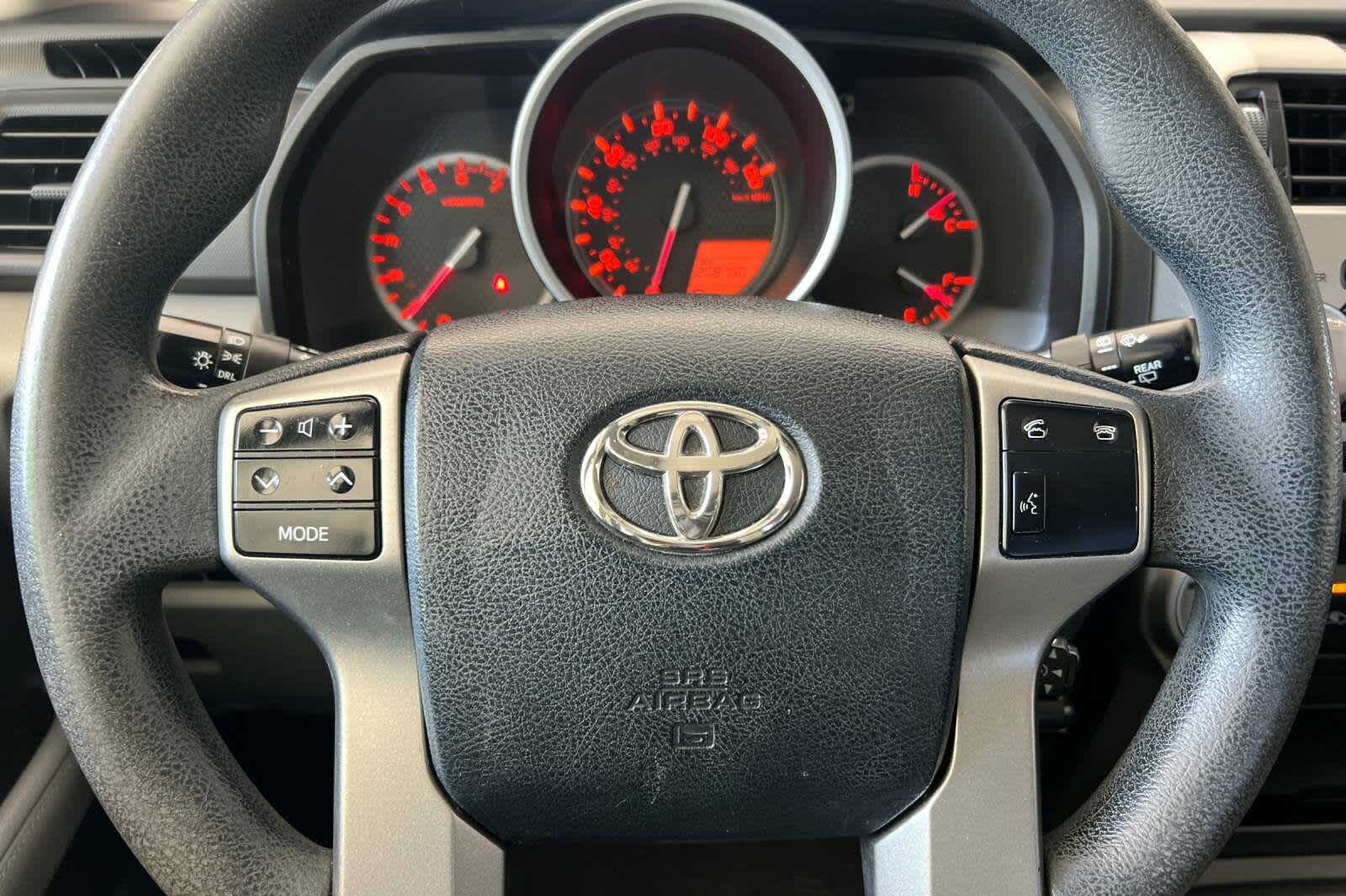 2011 Toyota 4Runner SR5 23