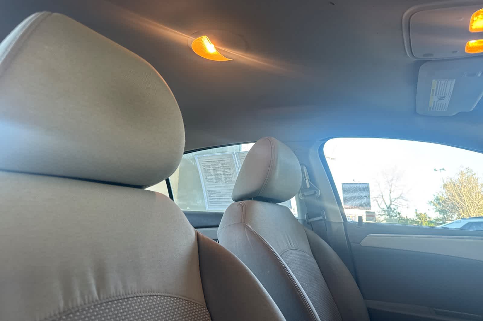 Thumbnail: 2012 Chevrolet Malibu - 16