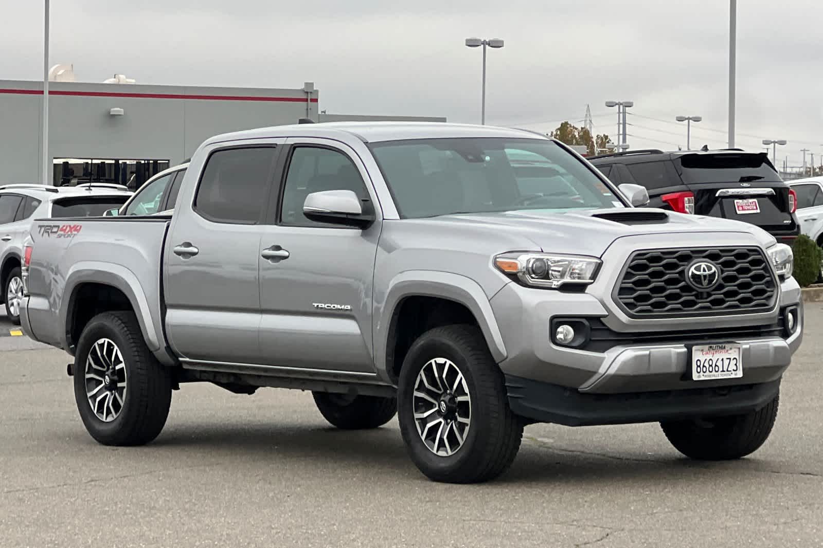 Thumbnail: 2021 Toyota Tacoma - 5