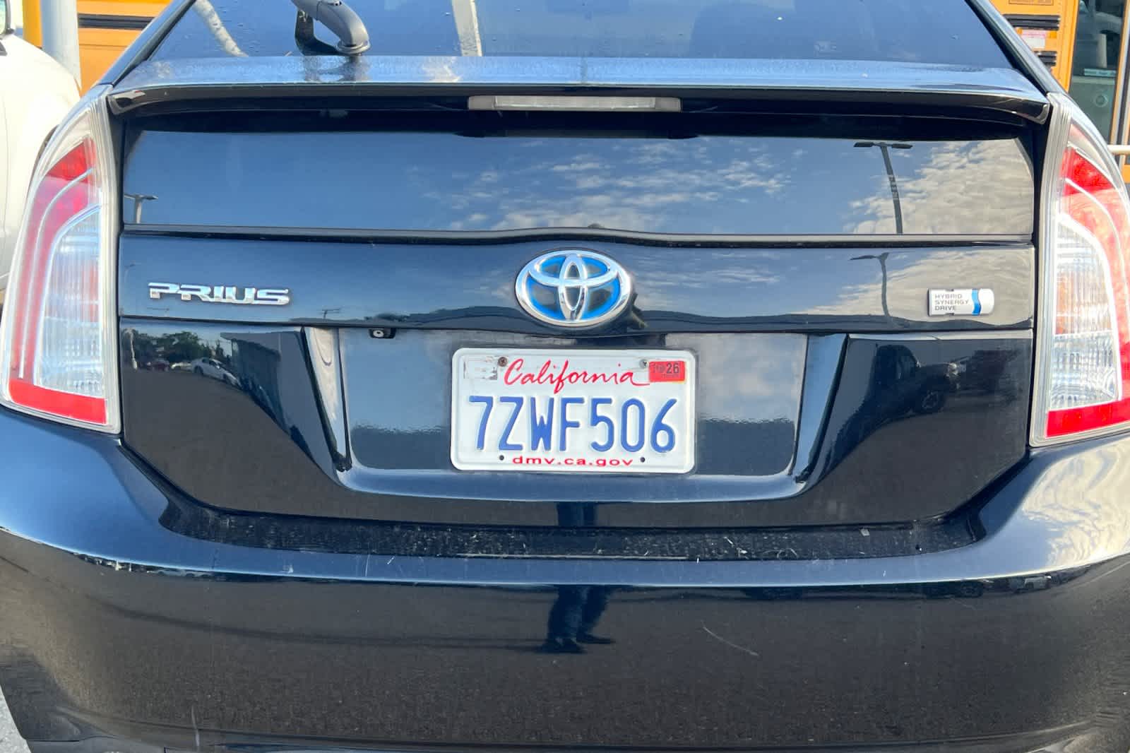 Thumbnail: 2013 Toyota Prius - 19