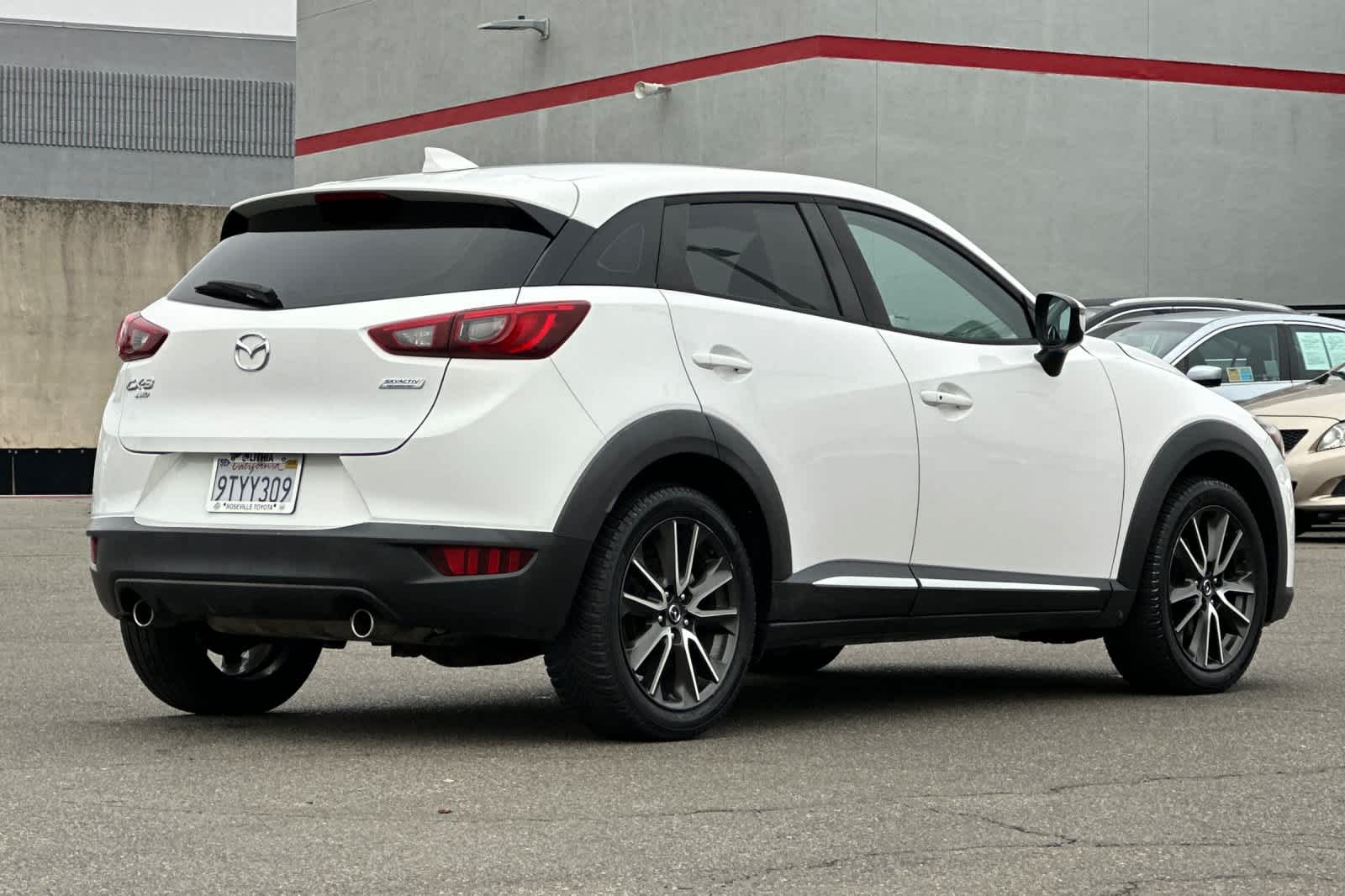 Thumbnail: 2016 Mazda CX-3 - 2