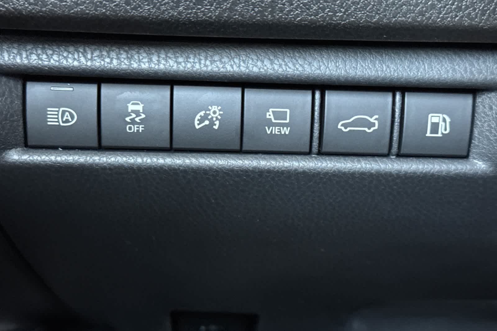 2025 Toyota Camry XSE 29
