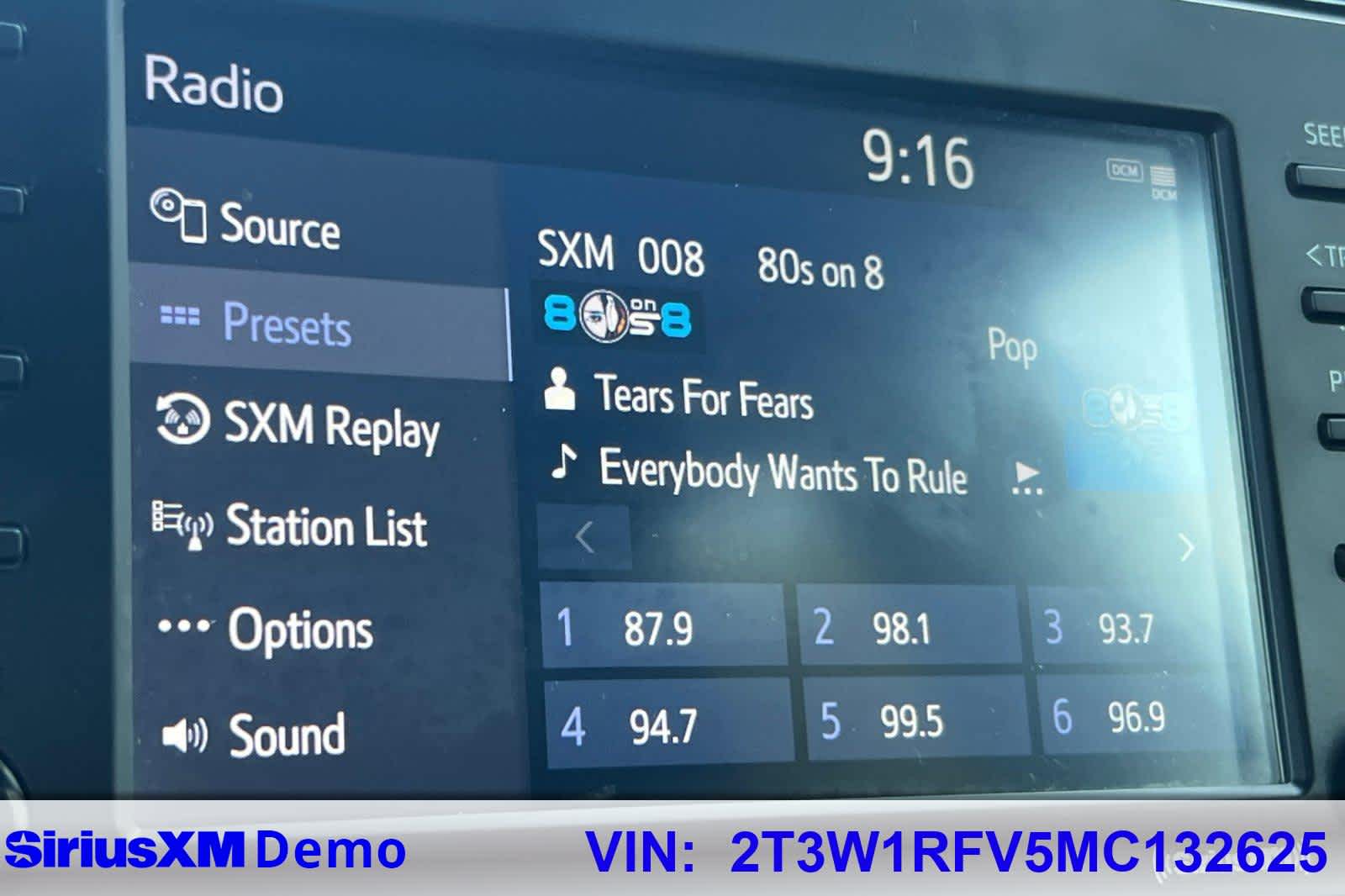 Thumbnail: 2021 Toyota RAV4 - 30