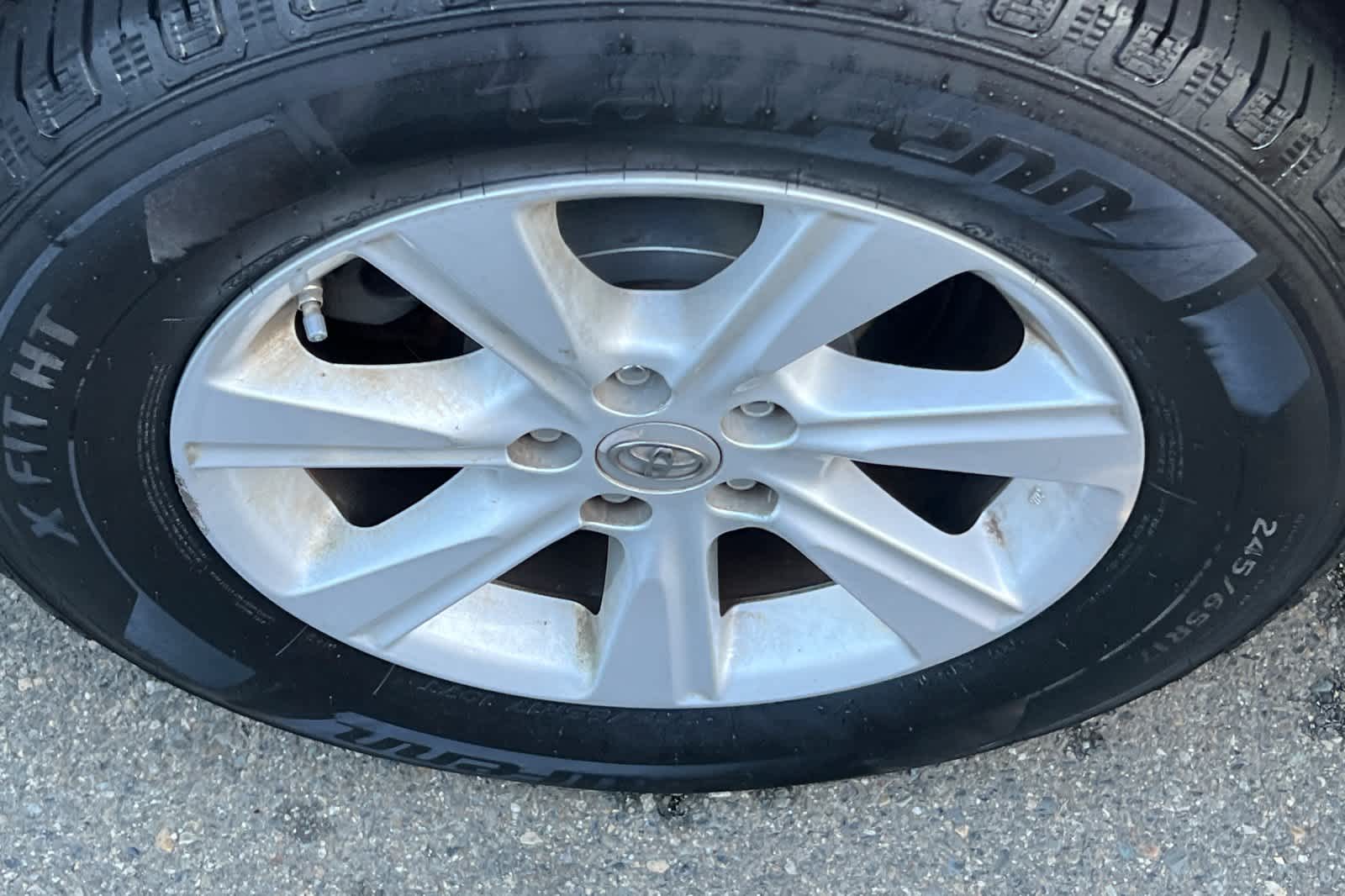 Thumbnail: 2012 Toyota Highlander - 14