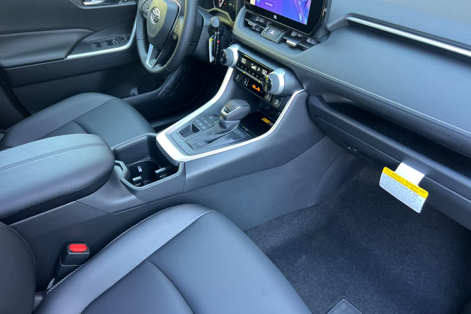 Thumbnail: 2025 Toyota RAV4 - 16
