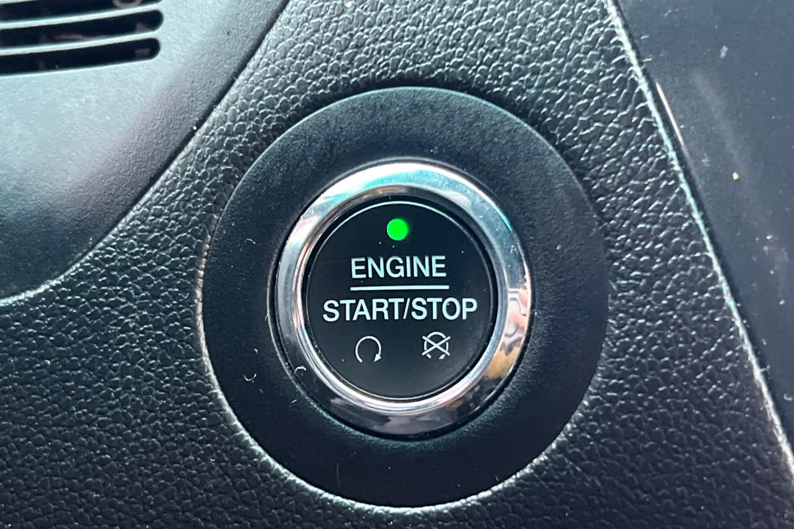 Thumbnail: 2017 Ford Explorer - 26