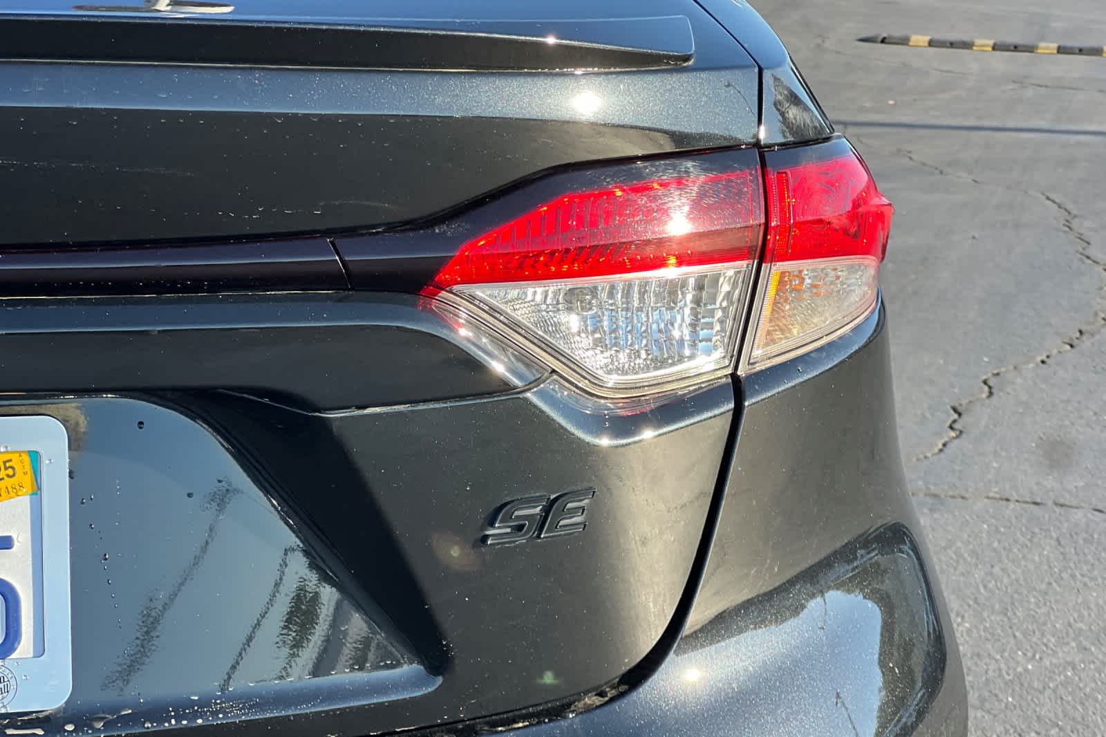 Thumbnail: 2022 Toyota Corolla - 29