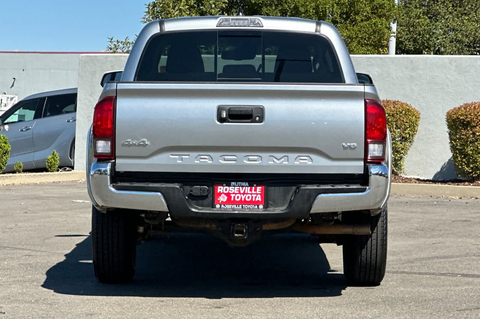 Thumbnail: 2023 Toyota Tacoma - 8