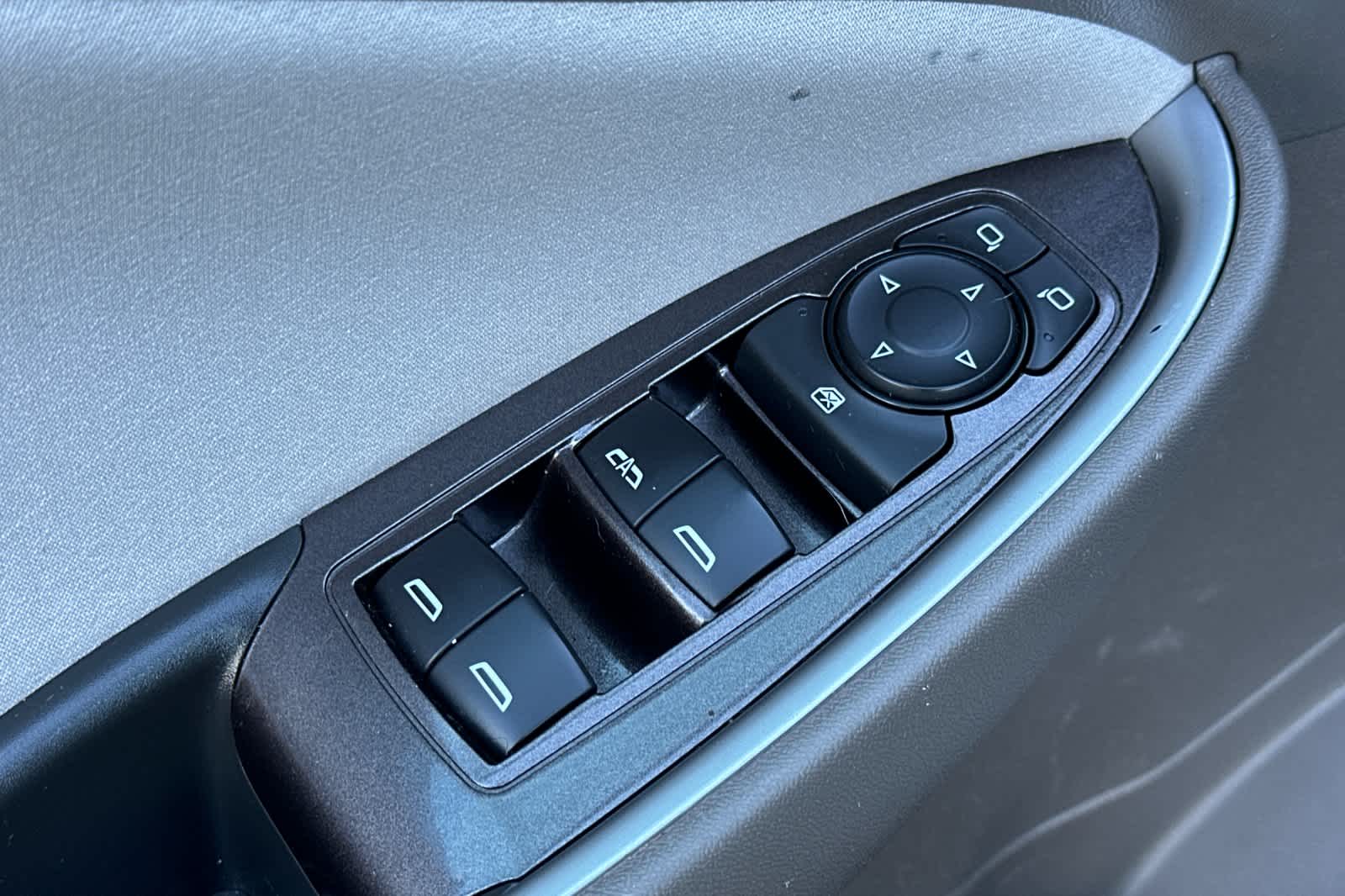 Thumbnail: 2022 Chevrolet Malibu - 13