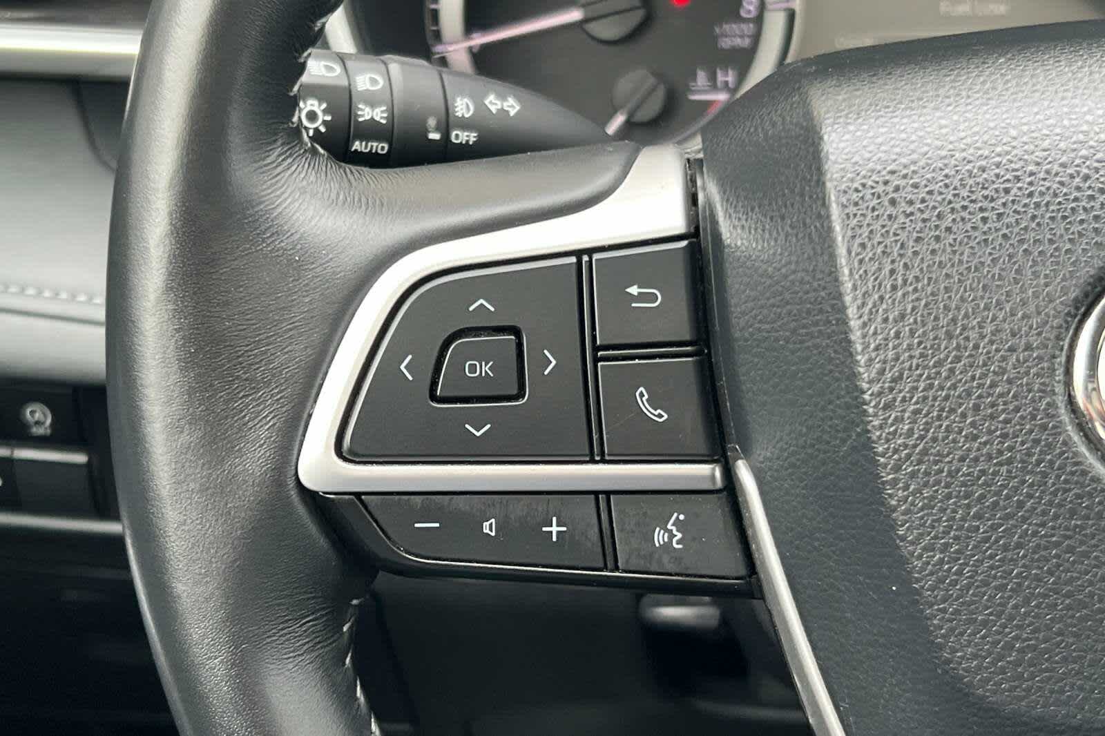 Thumbnail: 2024 Toyota Highlander - 27