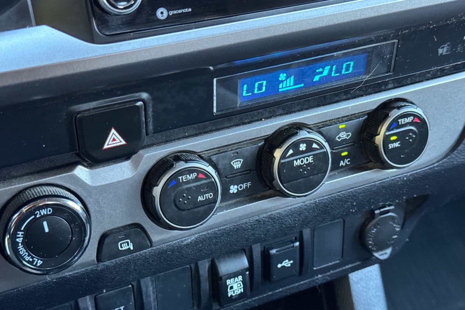 Thumbnail: 2022 Toyota Tacoma - 20