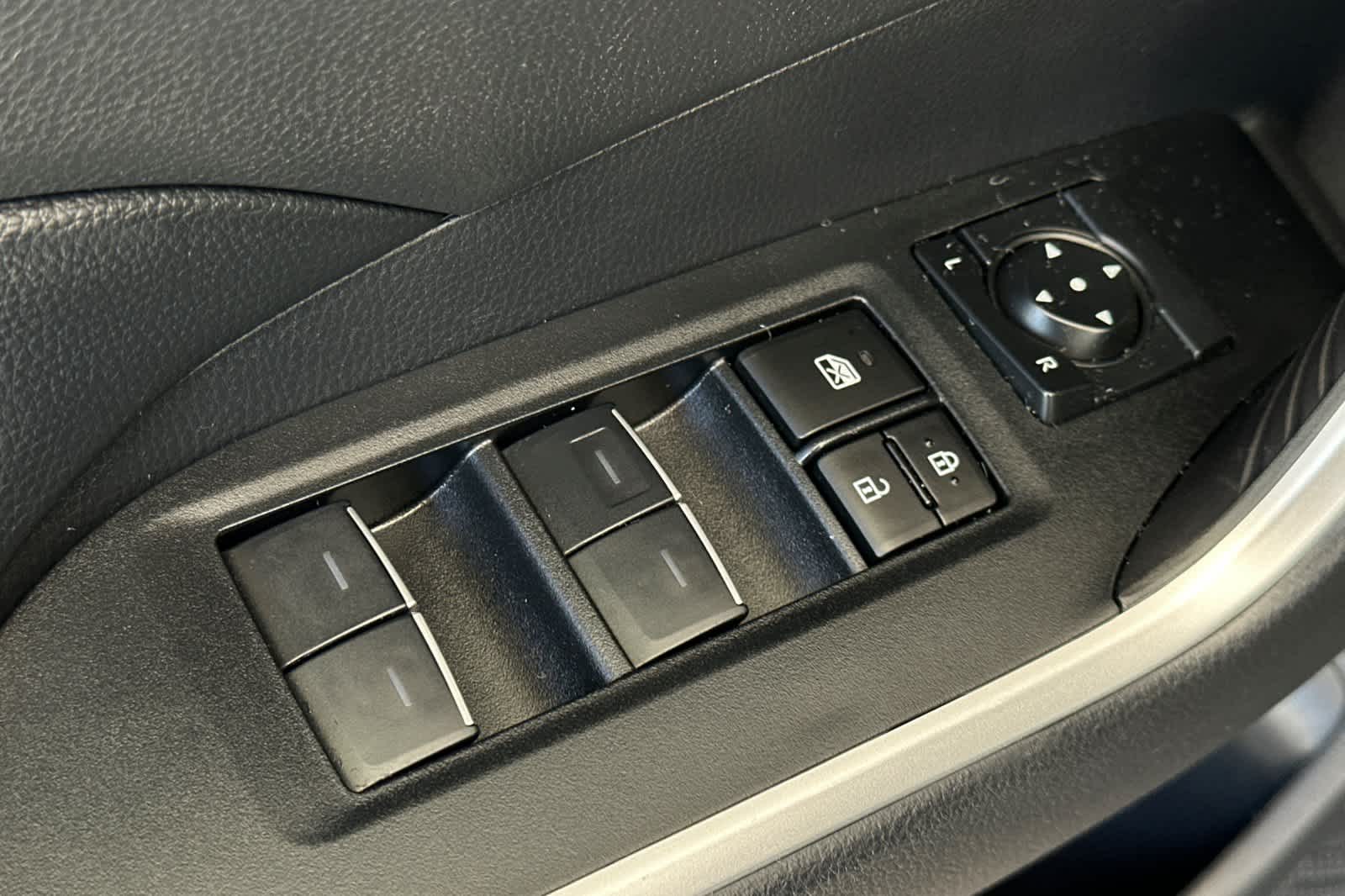 Thumbnail: 2024 Toyota RAV4 - 13