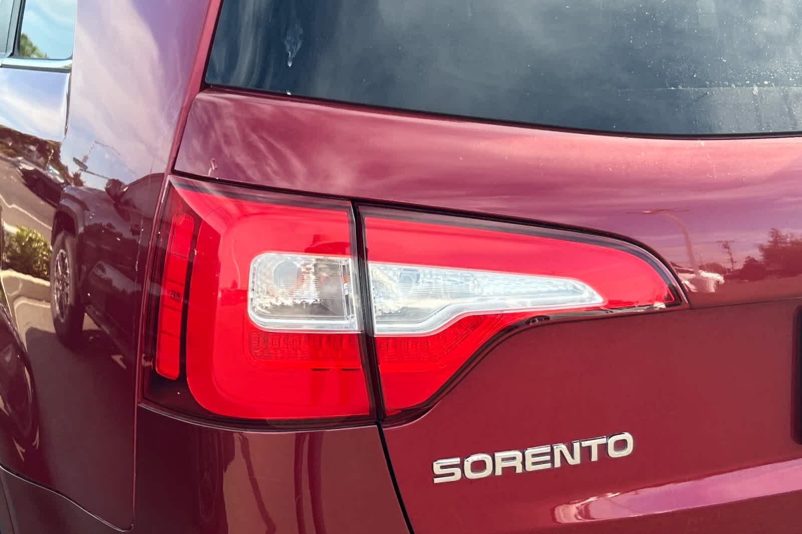 Thumbnail: 2015 Kia Sorento - 15