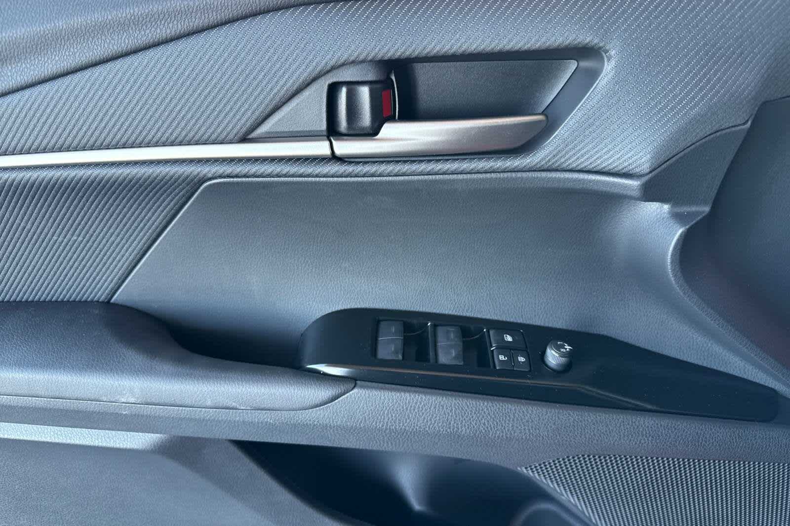 Thumbnail: 2025 Toyota Camry - 12